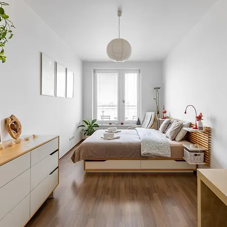 Bosakova Retreat With Balcony Appartement Bratislava